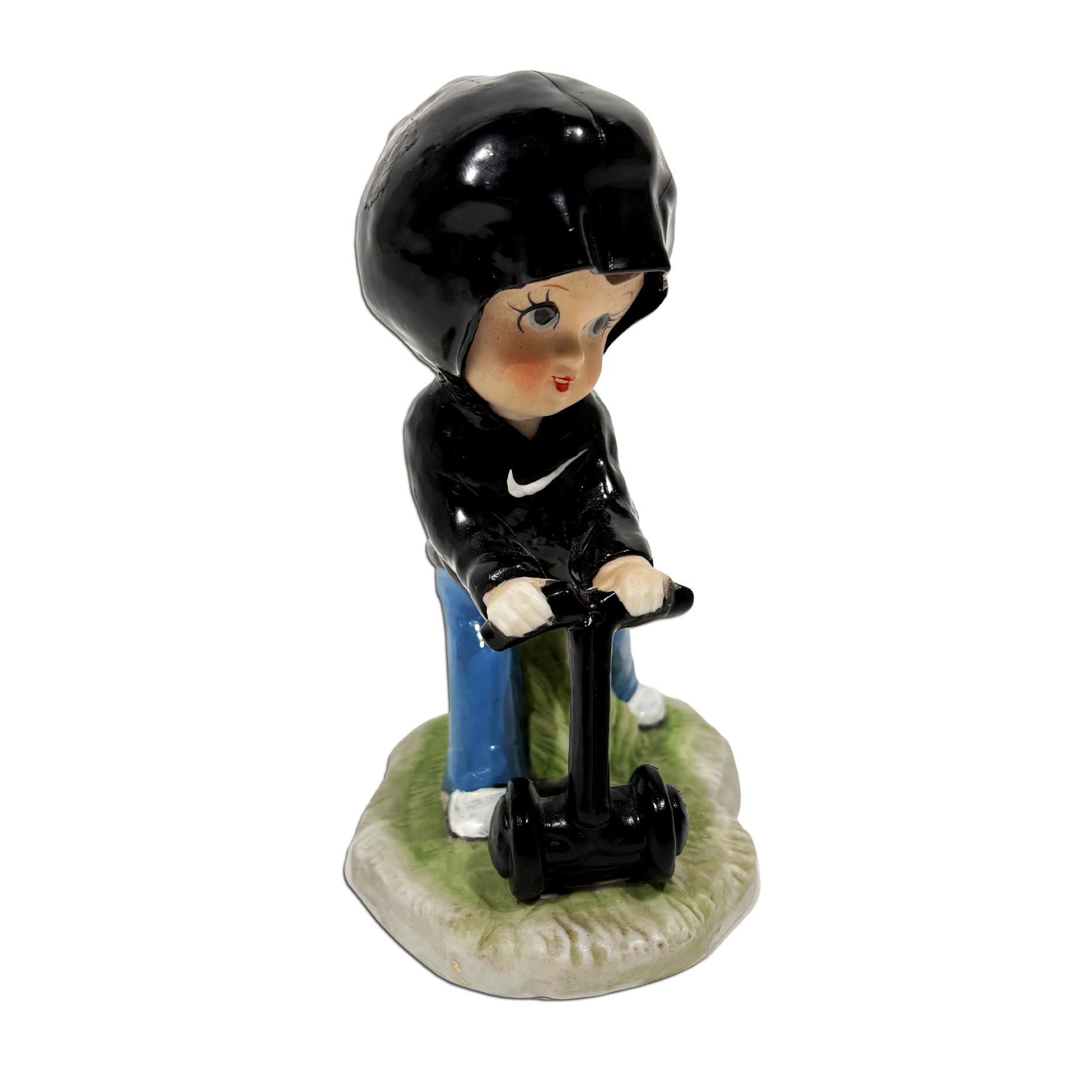 Playful contemporary sculpture by Haus of Lucy, 20 x 8 x 8 cm