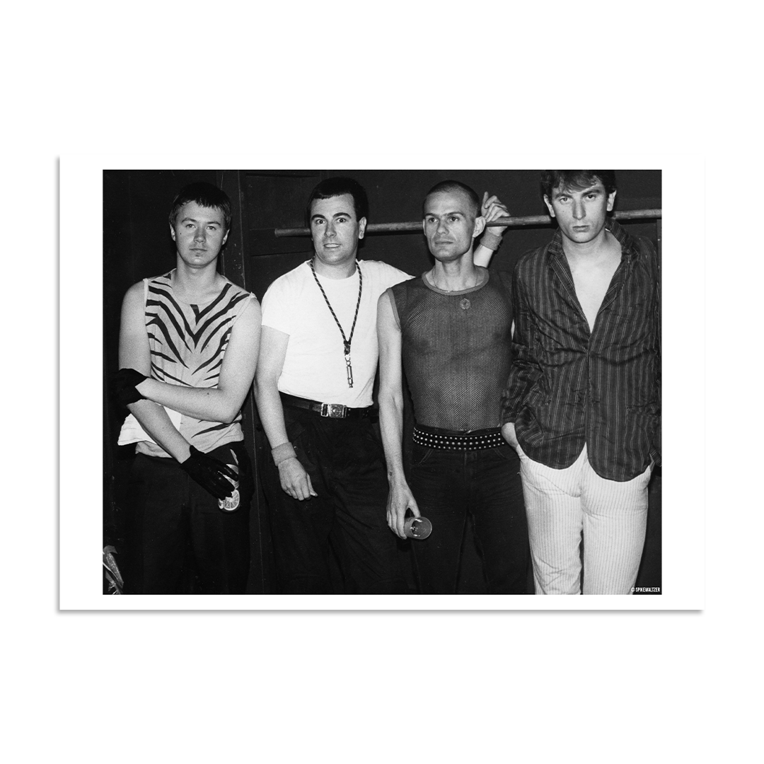 Spike Waltzer - 999 1 - Giclée Print