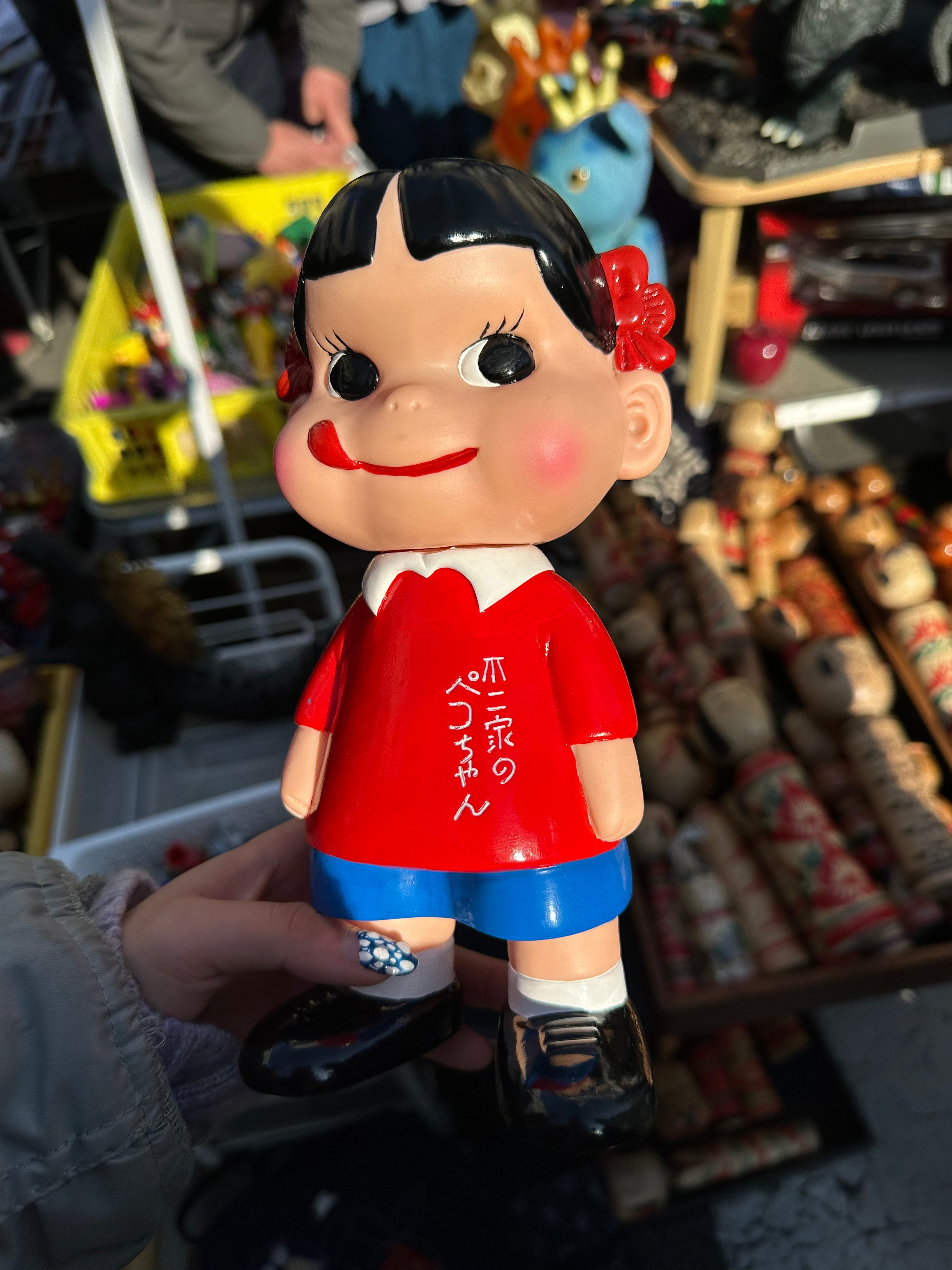 Amy Leung – Pekochan in Setagaya Market, Tokyo – Limited Edition Print