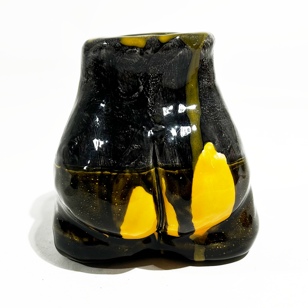Cleon - Asstray Black and Yellow - Camden Open Air Gallery Official